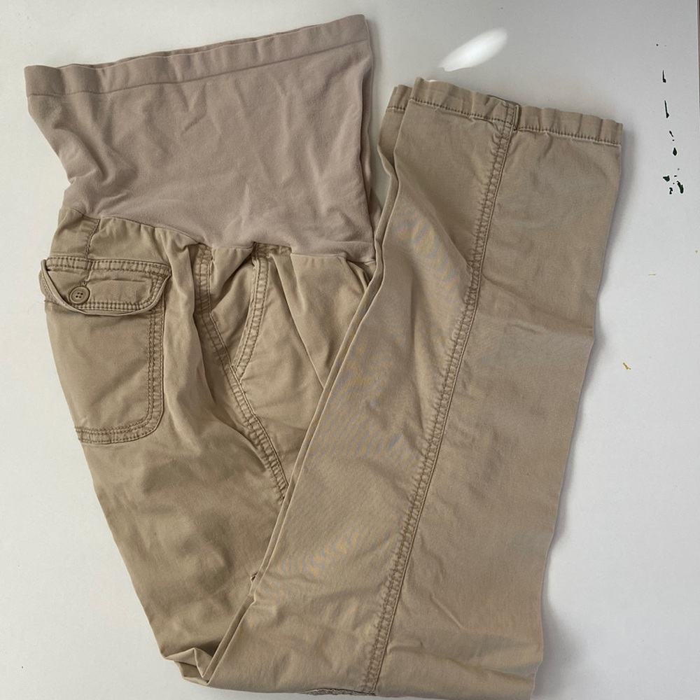 Motherhood pants size S. 88% cotton 2% spandex. Pockets front & back.